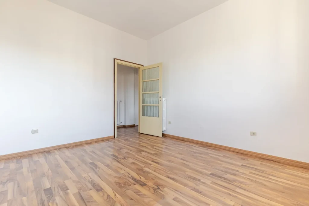 Ampio 3L con terrazzo, area esterna e posto auto — foto 19