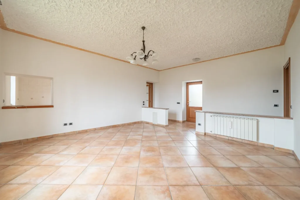 4L in Villa con Loggiato, mansarda, giardino e box — foto 9