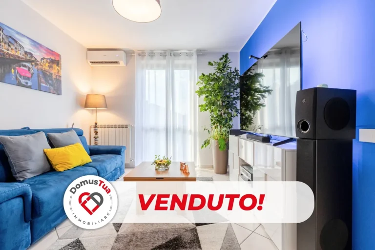 Bilocale su Due Livelli con Box Doppio