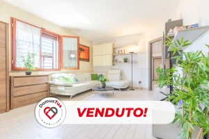 Trilocale Raffinato con Spazi Esterni e Box Doppio