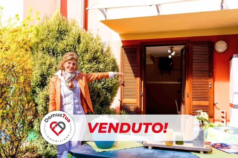 TRILOCALE SEMINDIPENDENTE CON AREA ESTERNA DI PROPRIETÀ!
