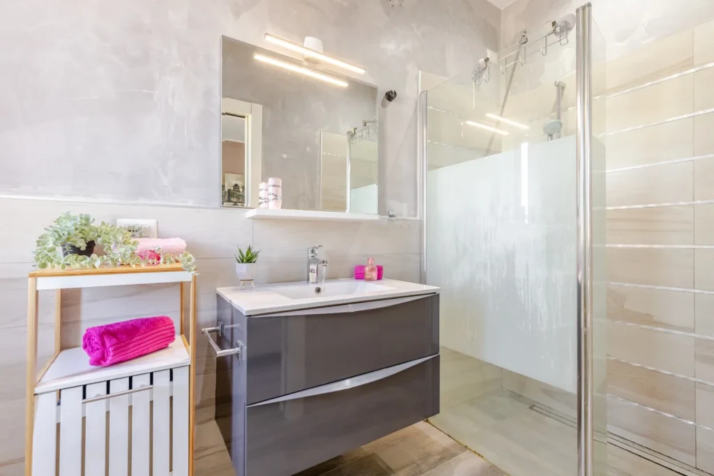 Appartamento ristrutturato con terrazzo e box — foto 21