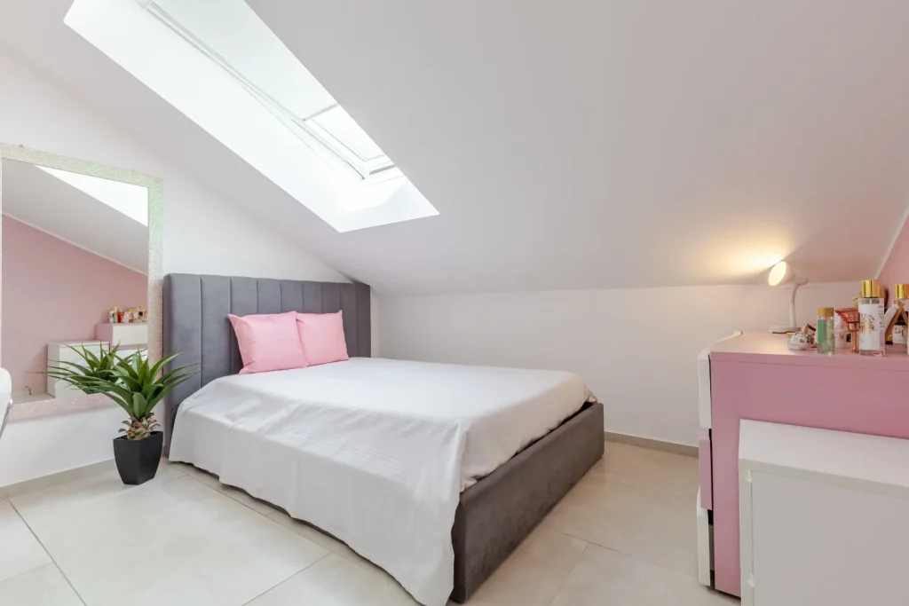 Appartamento ristrutturato con terrazzo e box — foto 40