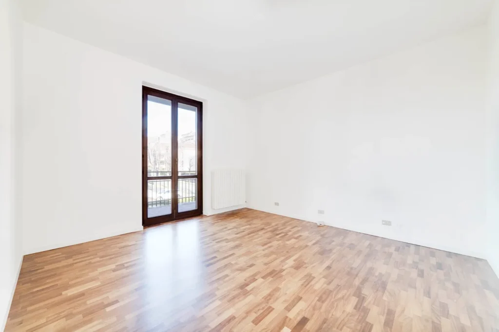 Spazio, Comfort e Luminosità: Il Tuo Nuovo 4L — foto 14