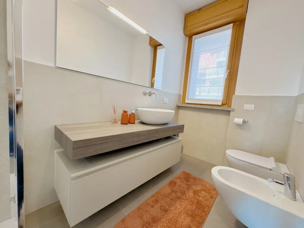 Eleganza e Comfort nel Cuore di Tradate — foto 18