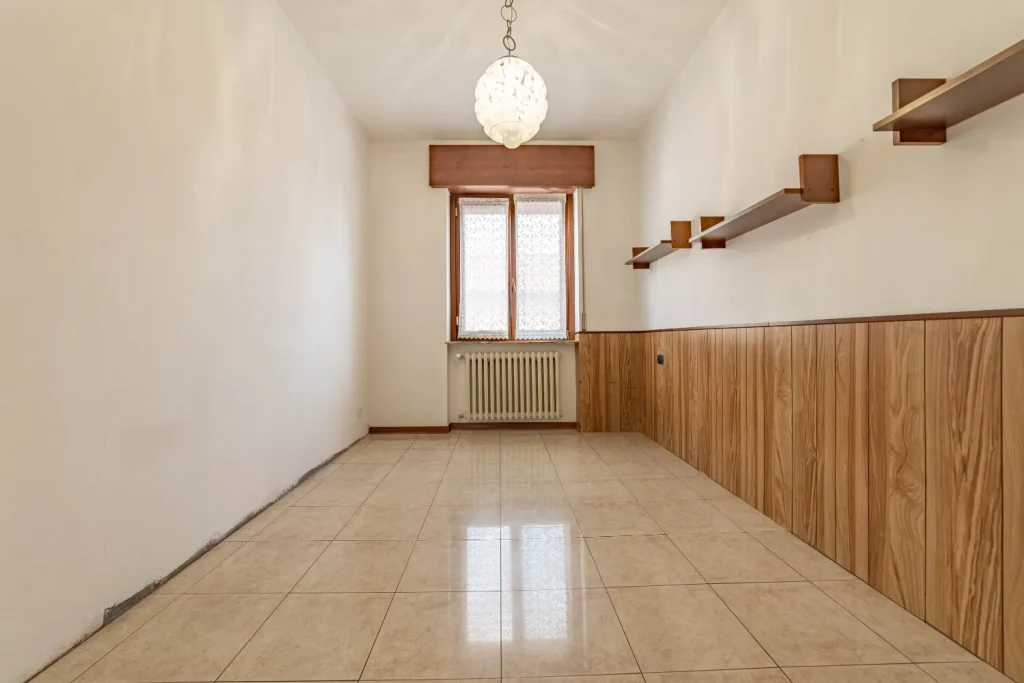 Luminoso trilocale con arredo incluso e box doppio — foto 18