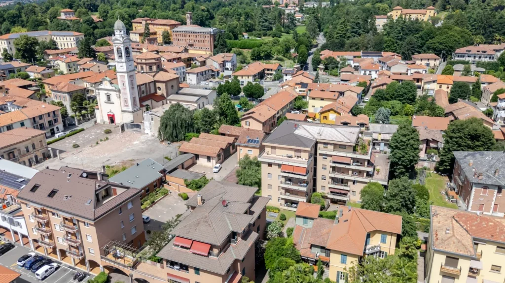 Luminoso appartamento con box nel cuore di Tradate — foto 49