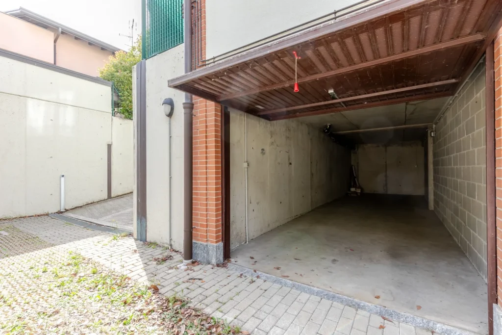 Duplex in classe C con box doppio a Tradate — foto 41