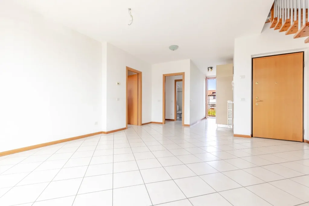 Duplex in classe C con box doppio a Tradate — foto 6
