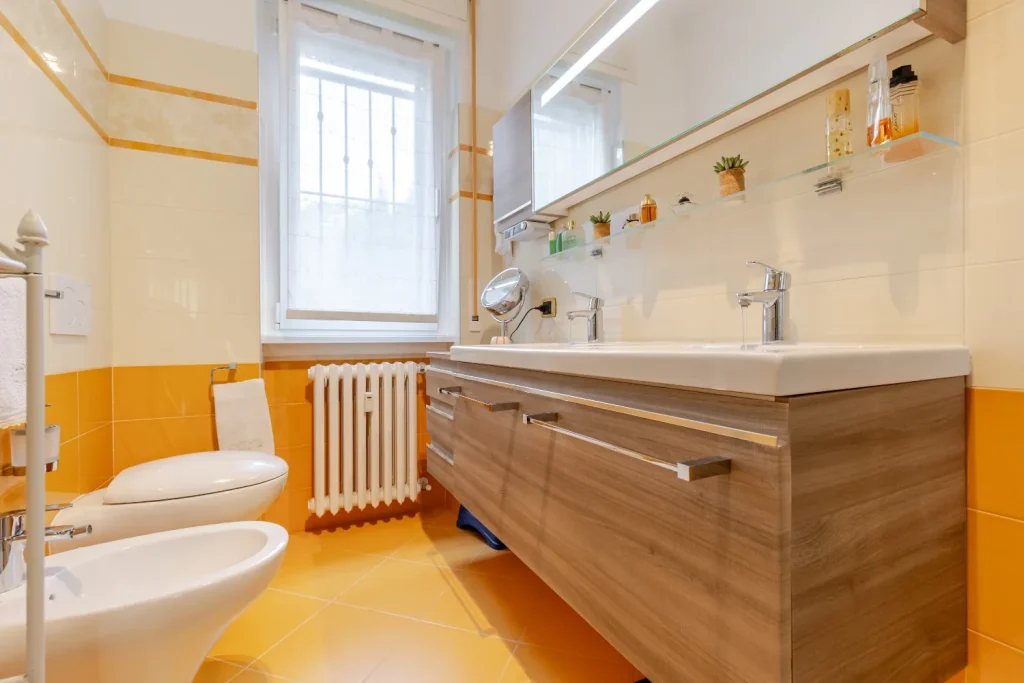 Ampio quadrilocale ristrutturato con box doppio — foto 33