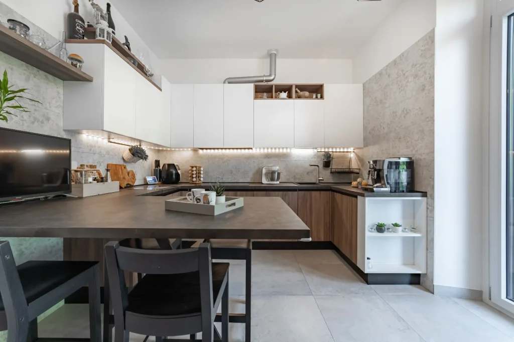 Charme storico e comfort moderno: app.to con giardino — foto 11