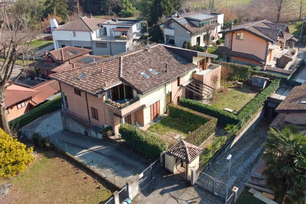 3L con terrazzino e box doppio — foto 27