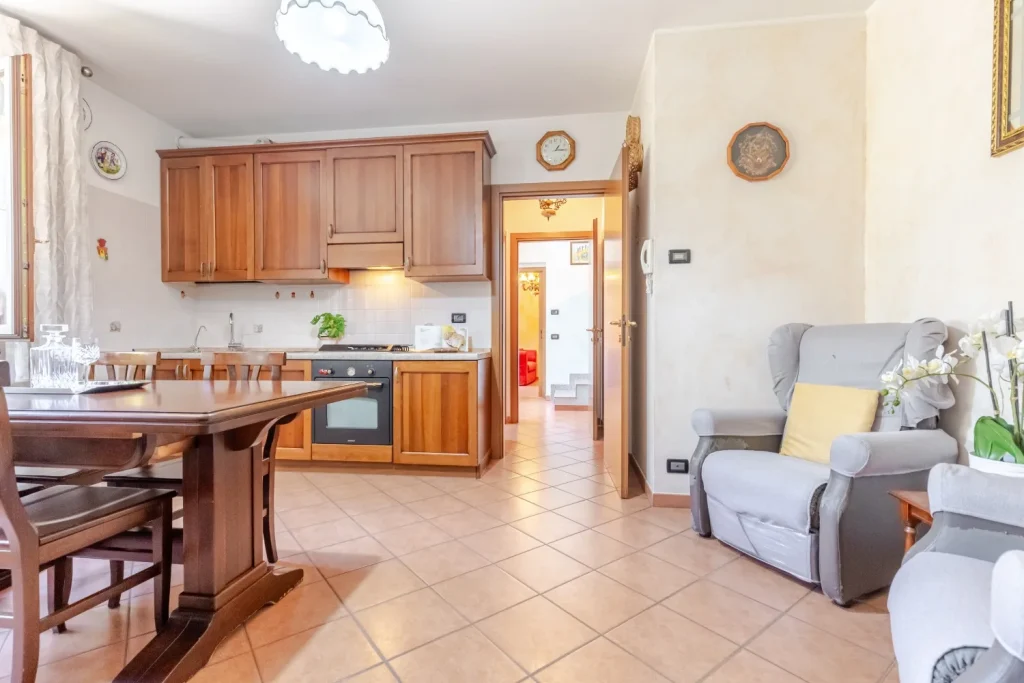 Trilocale duplex versatile con ingresso indipendente — foto 9
