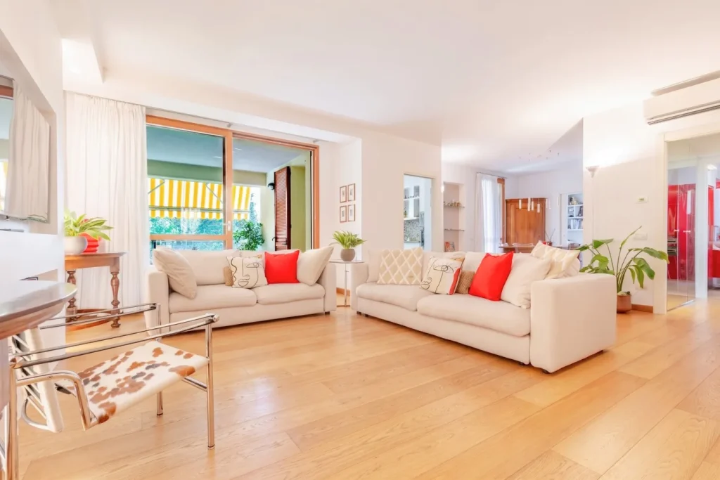 Attico duplex con terrazzo e doppi box a Tradate — foto 1