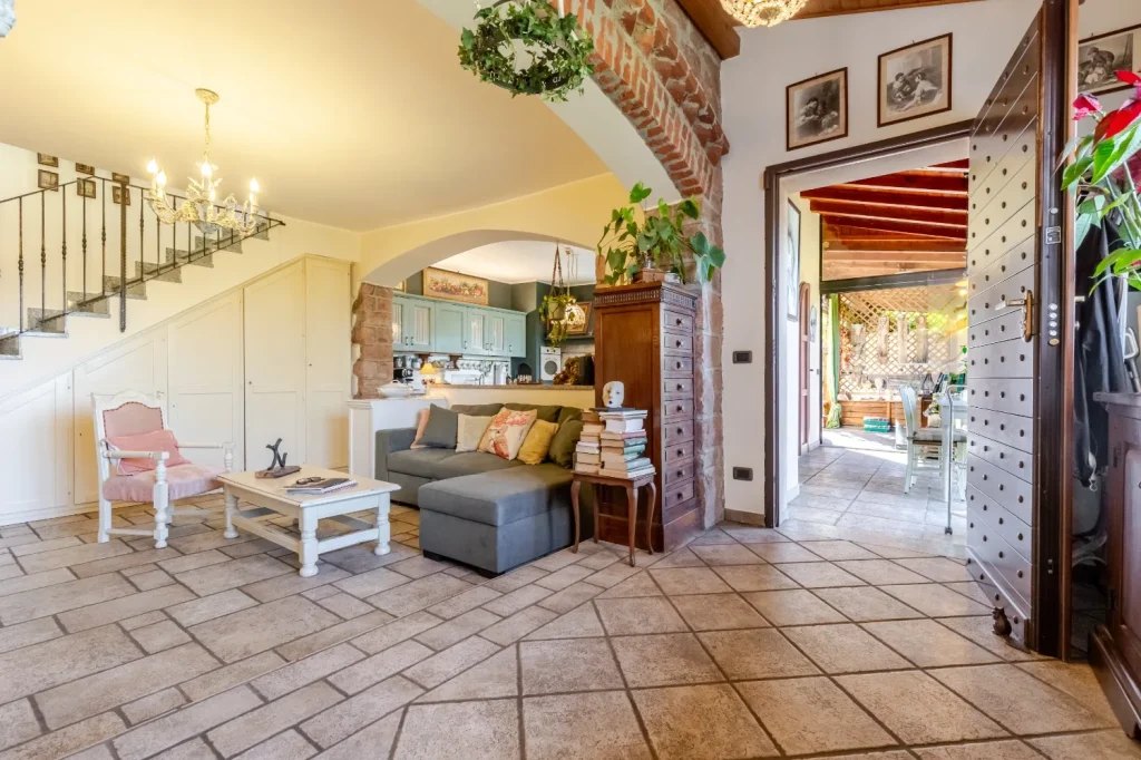 Elegante terra-tetto con giardino, veranda e laghetto — foto 21