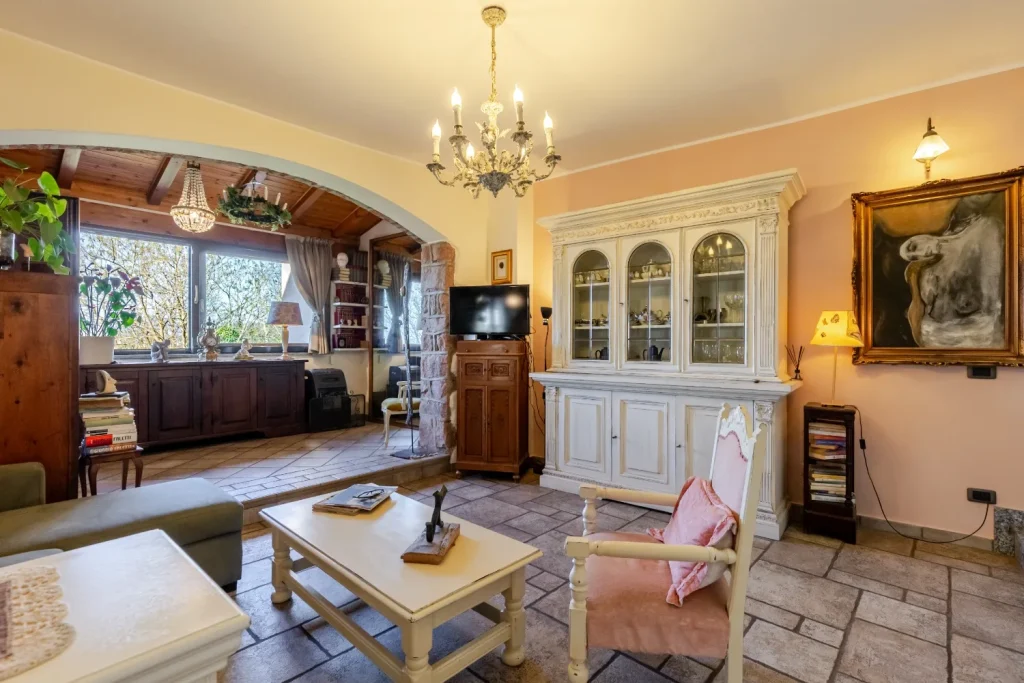 Elegante terra-tetto con giardino, veranda e laghetto — foto 26