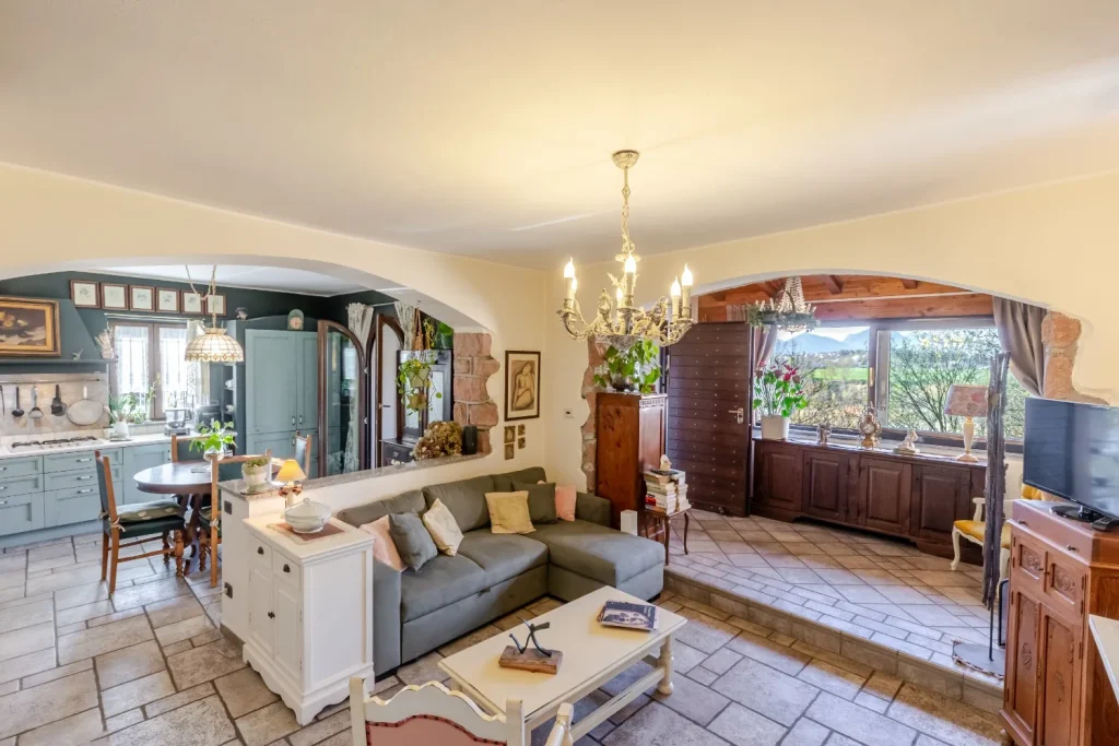 Elegante terra-tetto con giardino, veranda e laghetto — foto 28