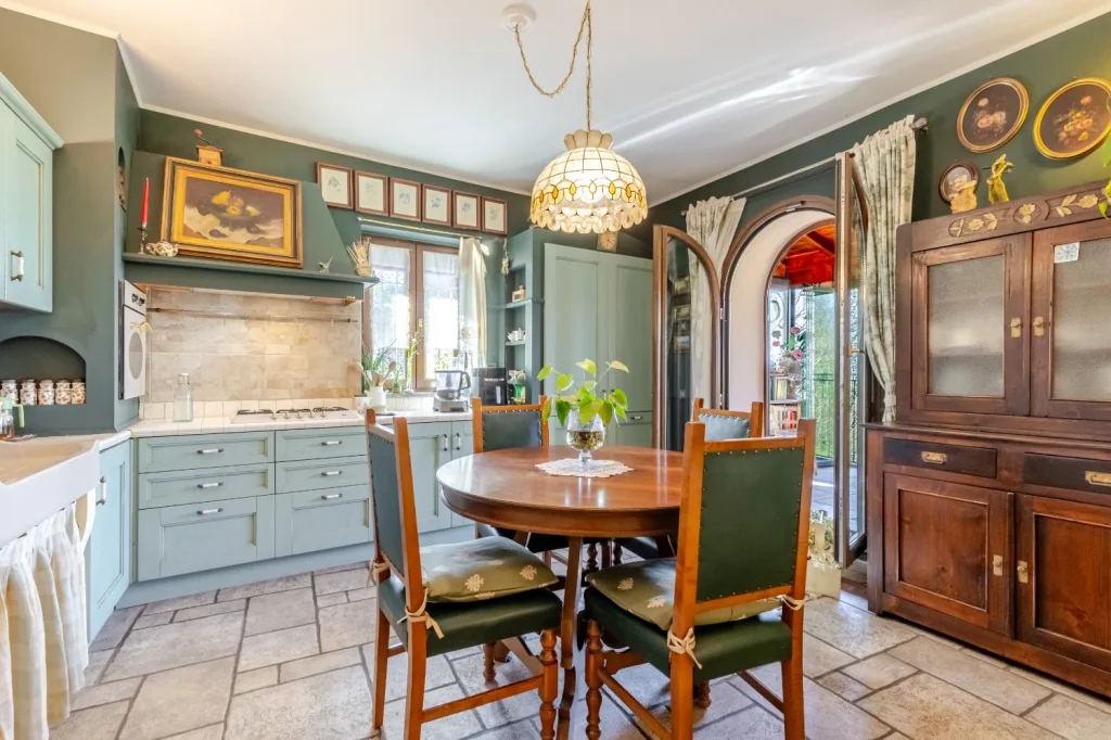 Elegante terra-tetto con giardino, veranda e laghetto — foto 29