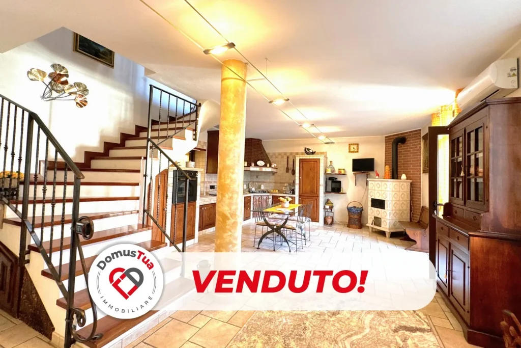Villetta con giardino e box di 50 mq — foto 1