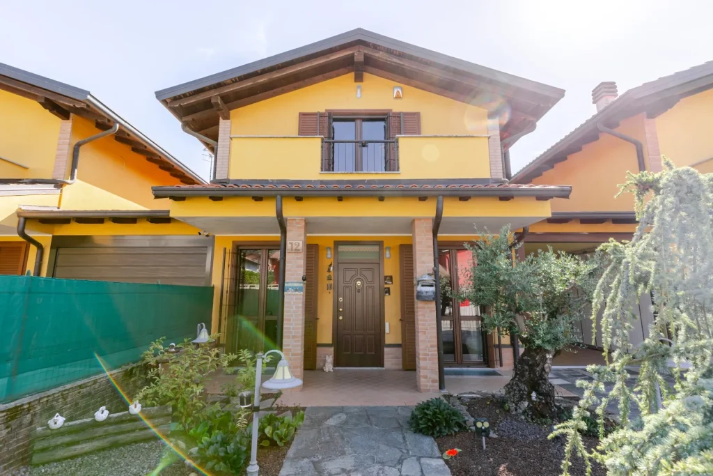 Villa a schiera evoluta con domotica e fotovoltaico — foto 36