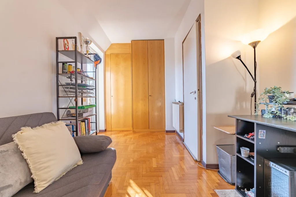 Spazio, comfort e indipendenza: porz. di bifamiliare — foto 33
