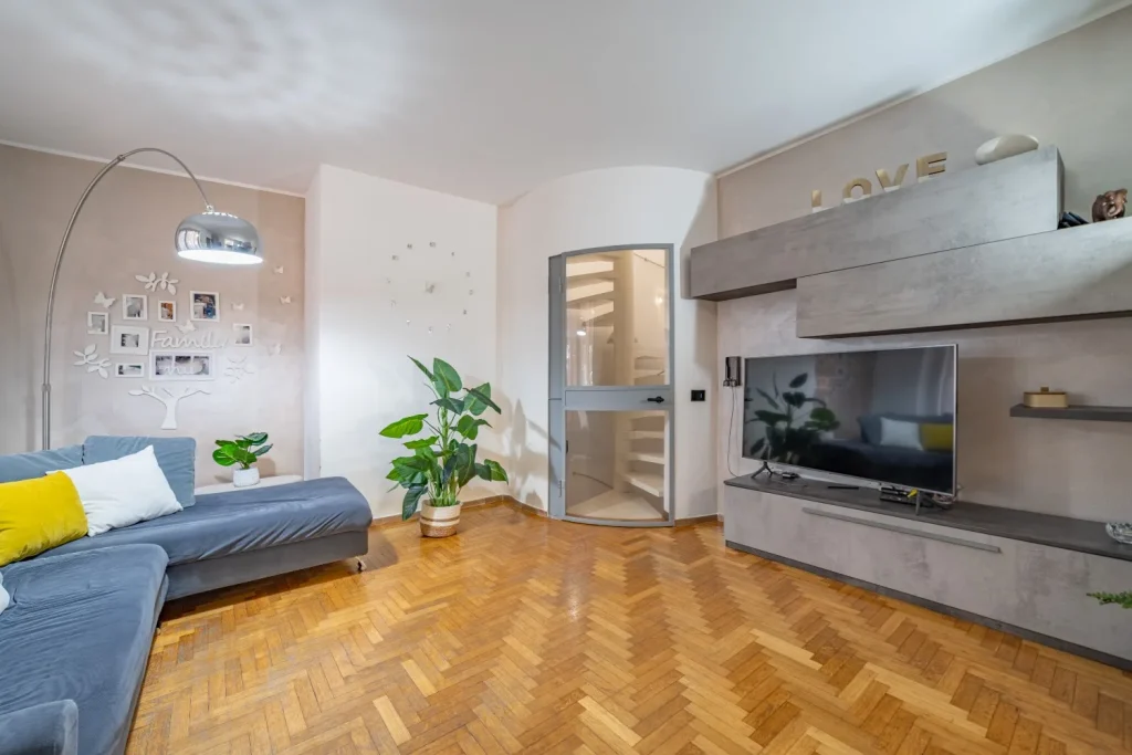 Spazio, comfort e indipendenza: porz. di bifamiliare — foto 8