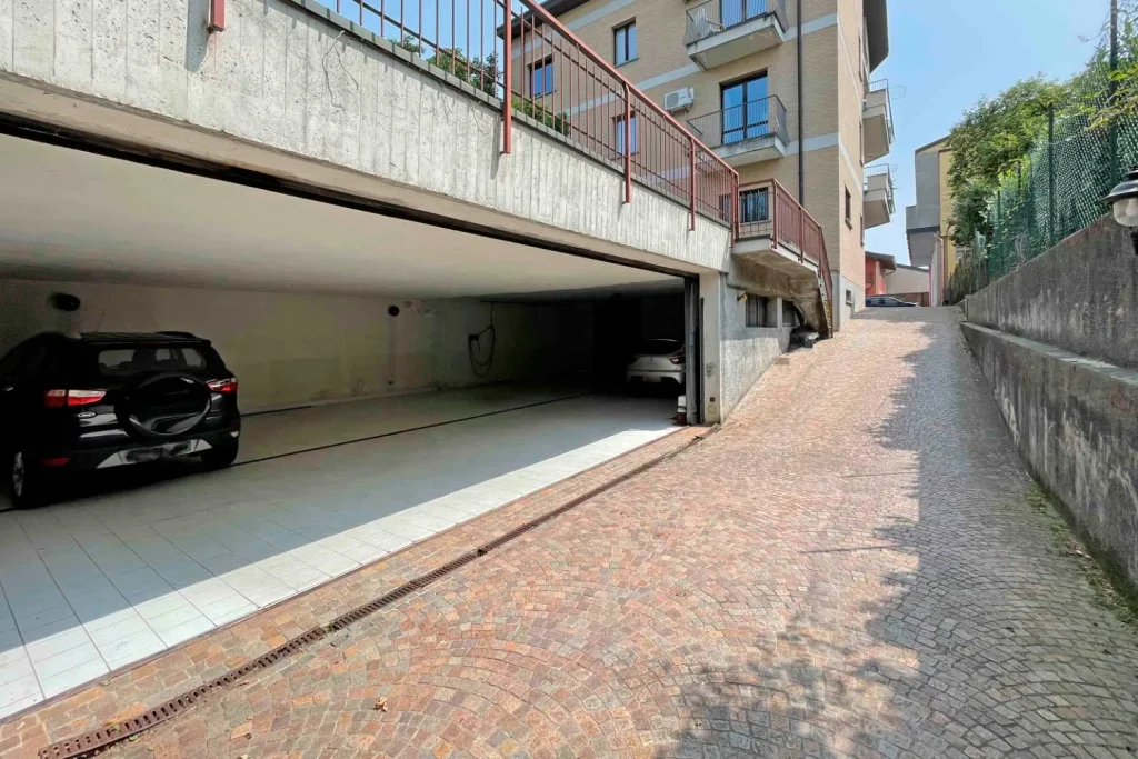 Villa di ampia metratura con potenziale plurifamiliare — foto 43