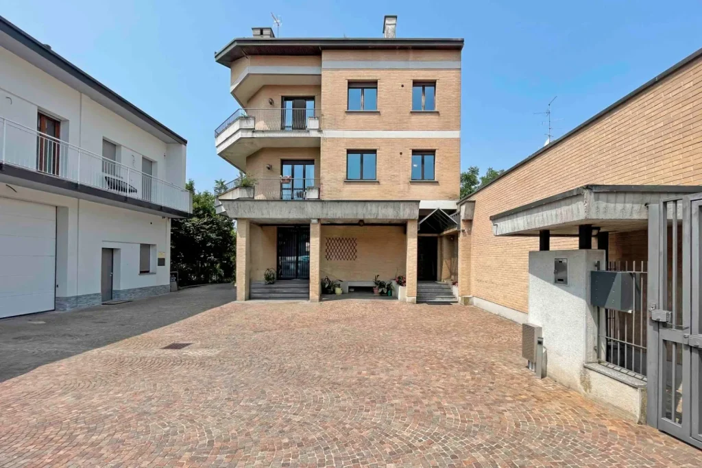 Villa di ampia metratura con potenziale plurifamiliare — foto 50