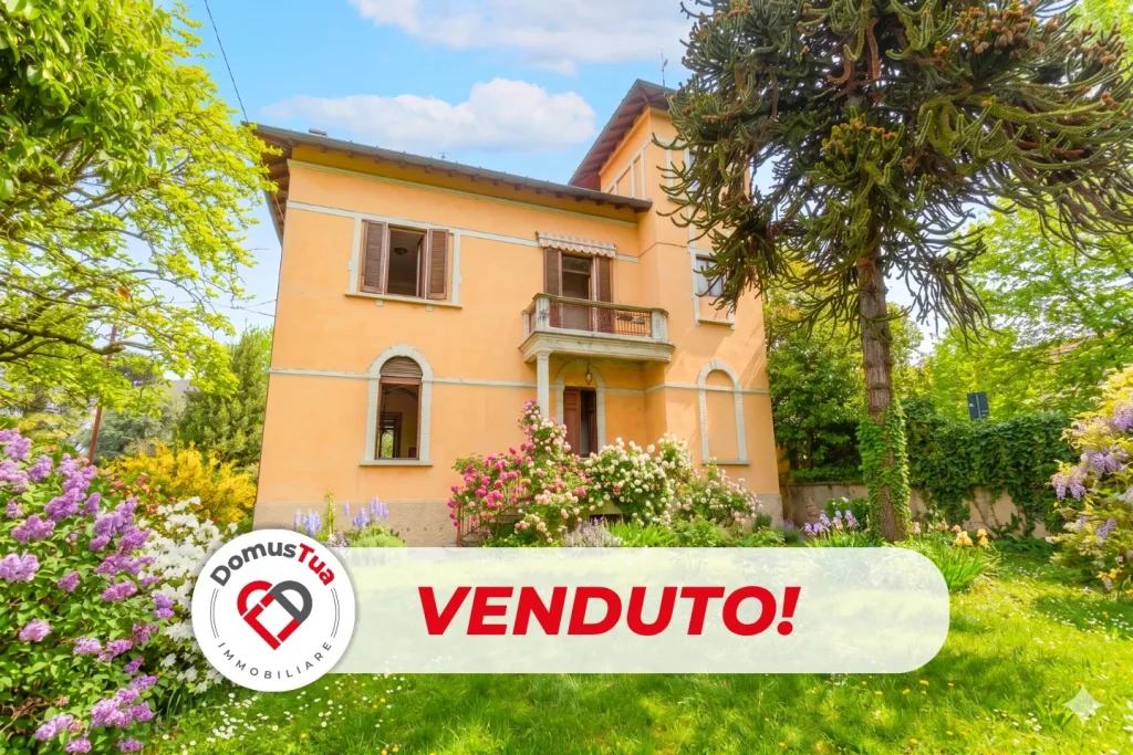 Due ville indipendenti in pieno centro — foto 1