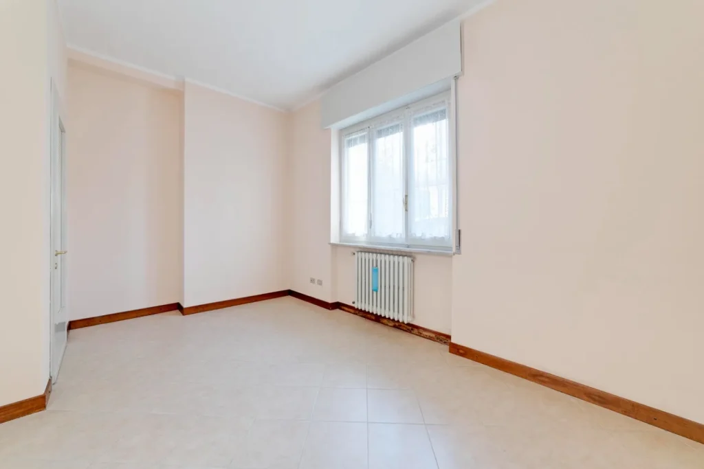 Villa bifamiliare con ampi spazi e giardino privato — foto 21