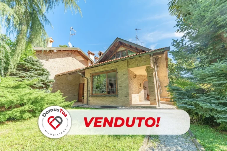 Villa esclusiva immersa nel verde di Pianbosco