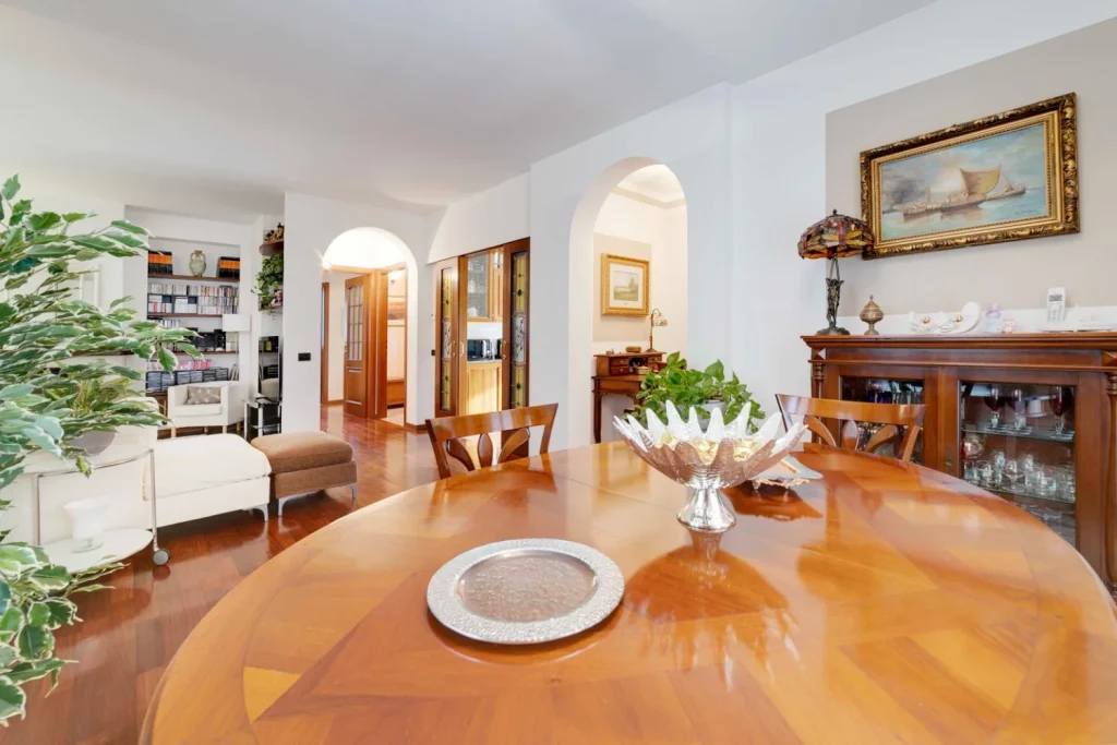 Charme, ampi spazi e tranquillità: villa indipendente — foto 11