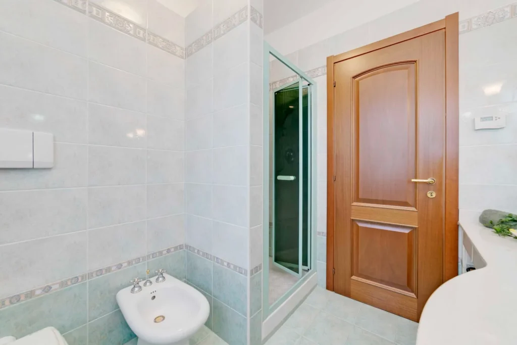 Charme, ampi spazi e tranquillità: villa indipendente — foto 21