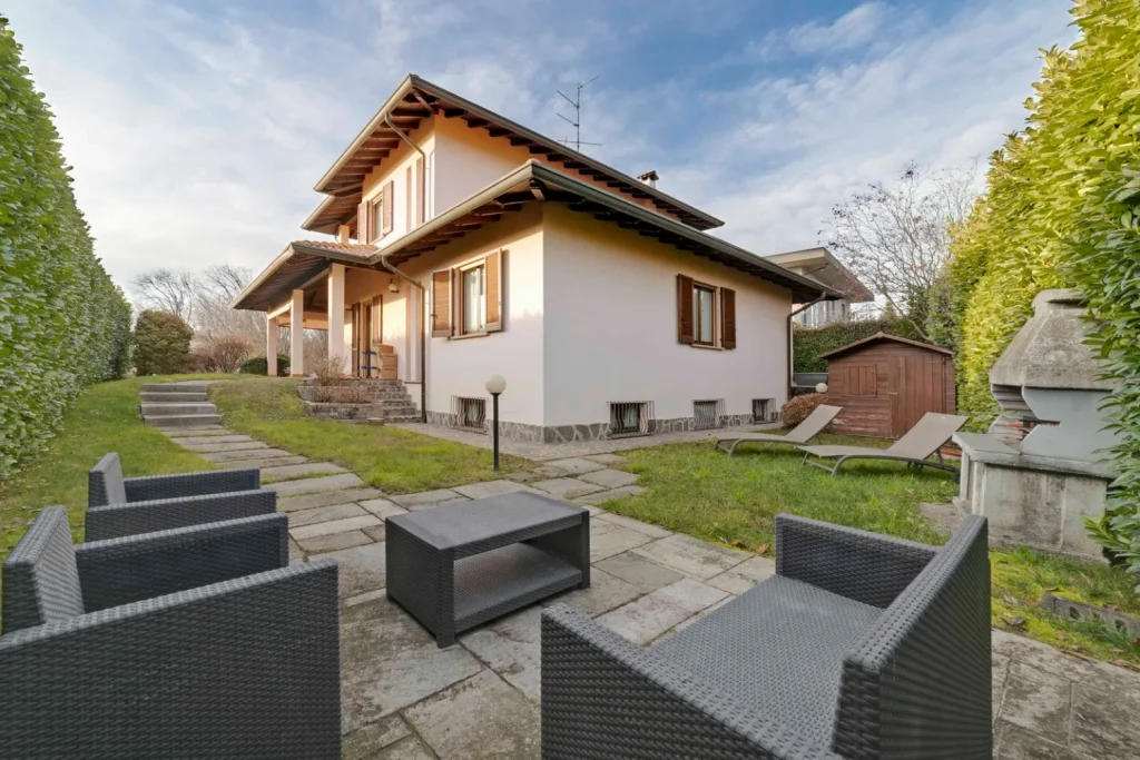 Charme, ampi spazi e tranquillità: villa indipendente — foto 24