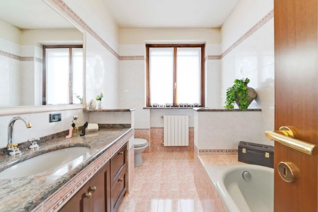 Charme, ampi spazi e tranquillità: villa indipendente — foto 31