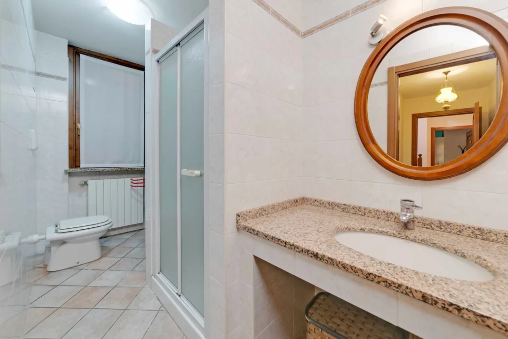 Charme, ampi spazi e tranquillità: villa indipendente — foto 40