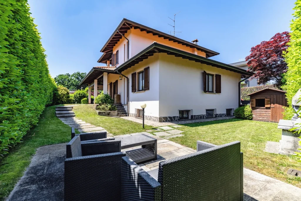 Charme, ampi spazi e tranquillità: villa indipendente — foto 47