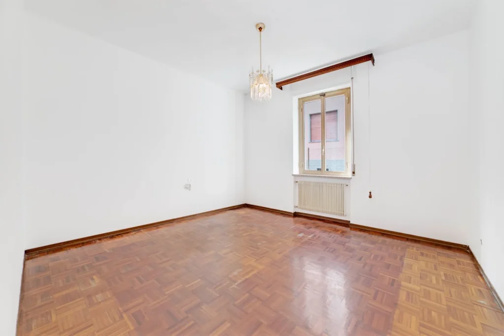 Villa indipendente– Spazi ampi e grandi potenzialità — foto 12
