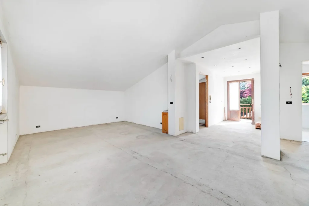 Villa indipendente– Spazi ampi e grandi potenzialità — foto 20