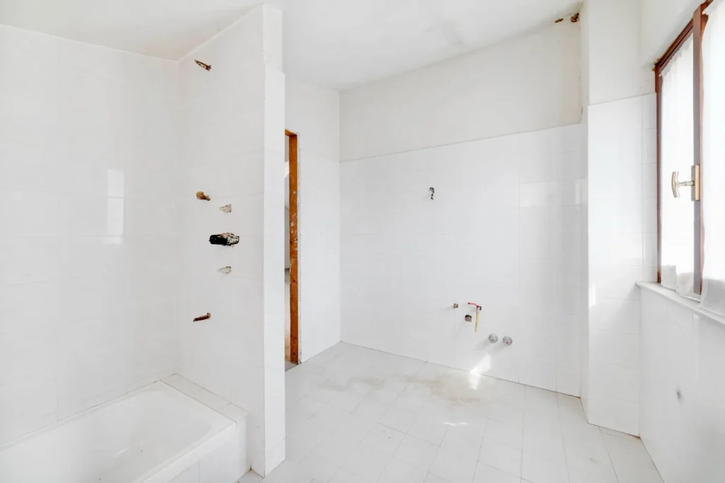 Villa indipendente– Spazi ampi e grandi potenzialità — foto 25