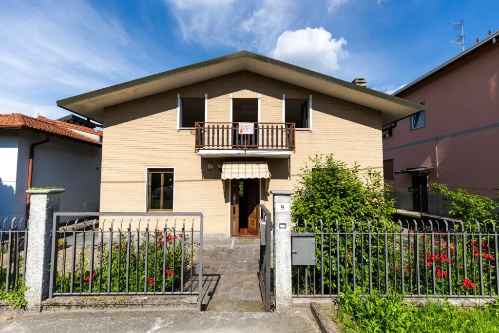 Villa indipendente– Spazi ampi e grandi potenzialità — foto 27