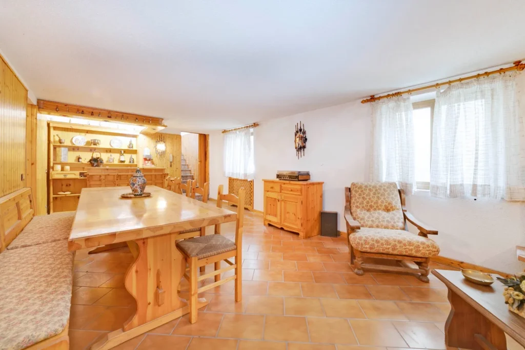 Villa indipendente– Spazi ampi e grandi potenzialità — foto 30