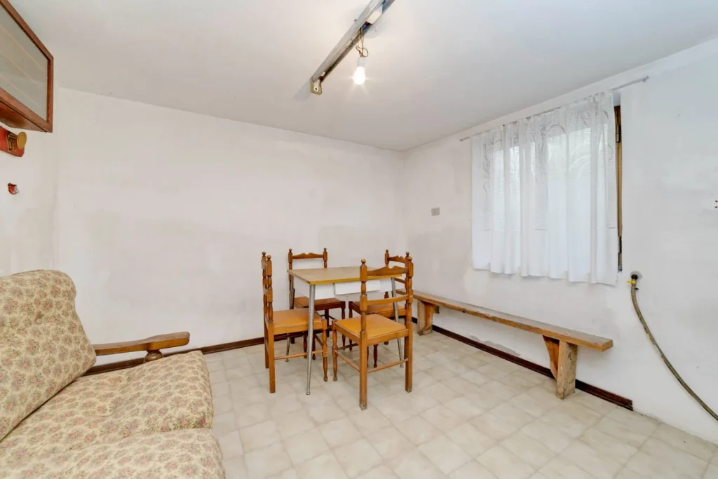 Villa indipendente– Spazi ampi e grandi potenzialità — foto 33
