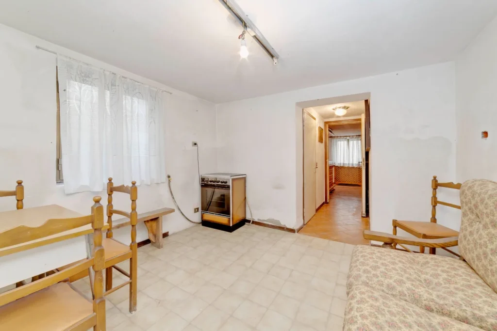 Villa indipendente– Spazi ampi e grandi potenzialità — foto 34