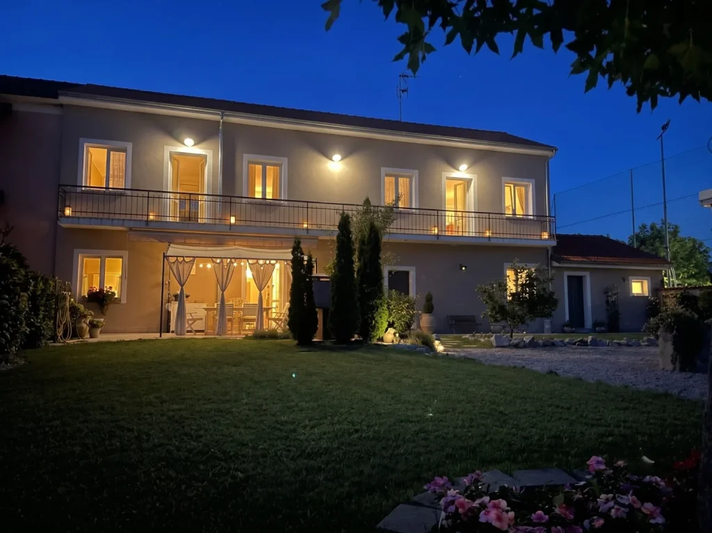 Villa ristrutturata con box 150mq e giardino di 500 mq — foto 3