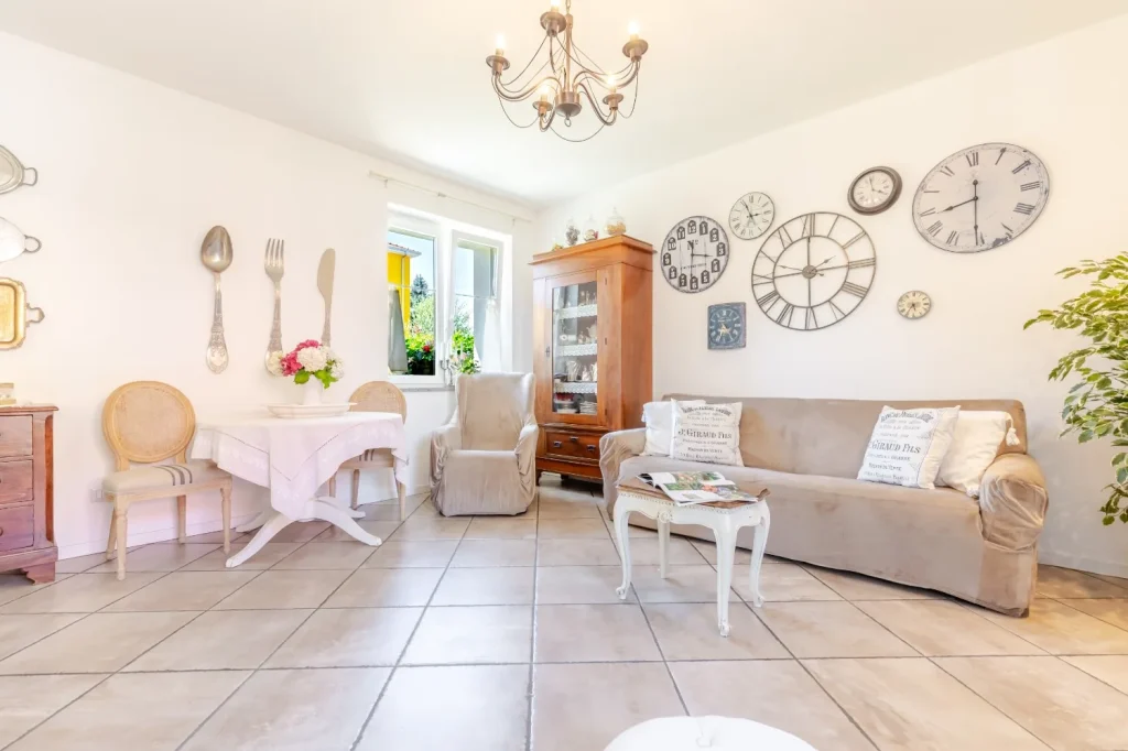 Villa ristrutturata con box 150mq e giardino di 500 mq — foto 4