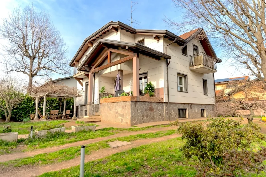 Eleganza e Comfort in una Villa Singola — foto 2