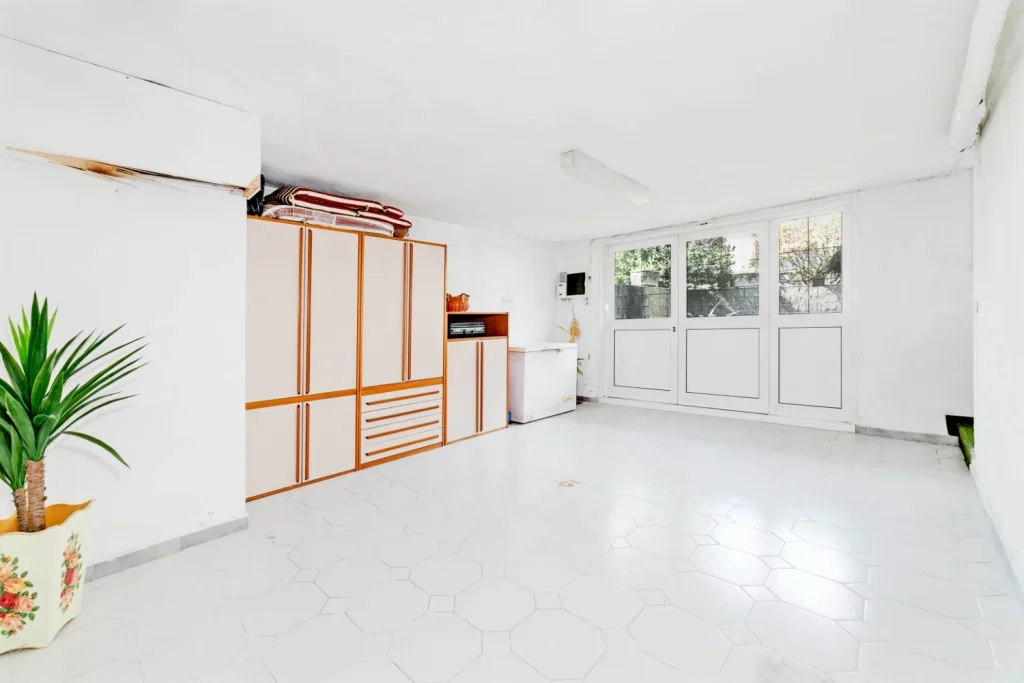 Villa singola su unico livello — foto 29
