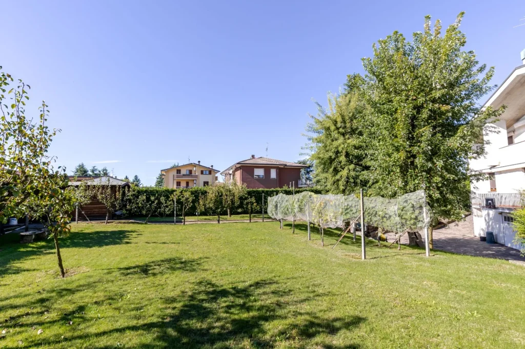 Villa d’autore con ampio giardino — foto 24