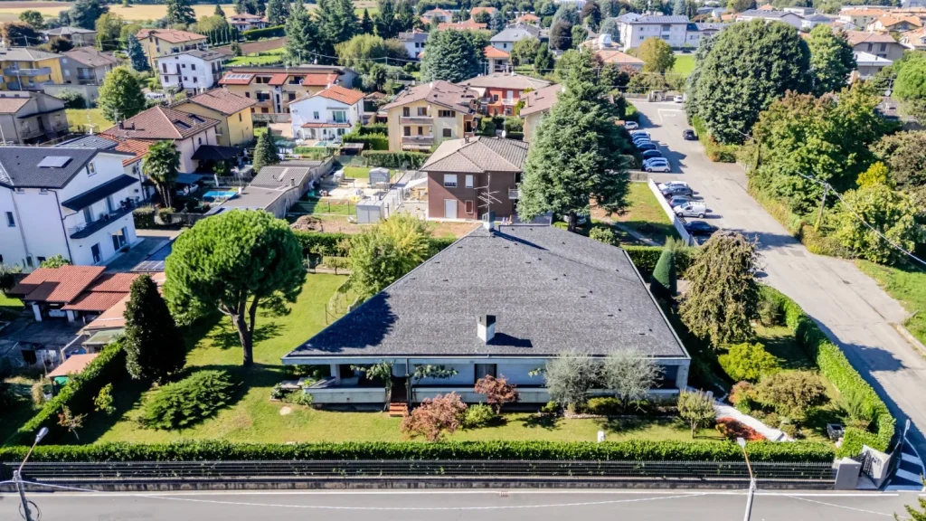 Villa d’autore con ampio giardino — foto 4